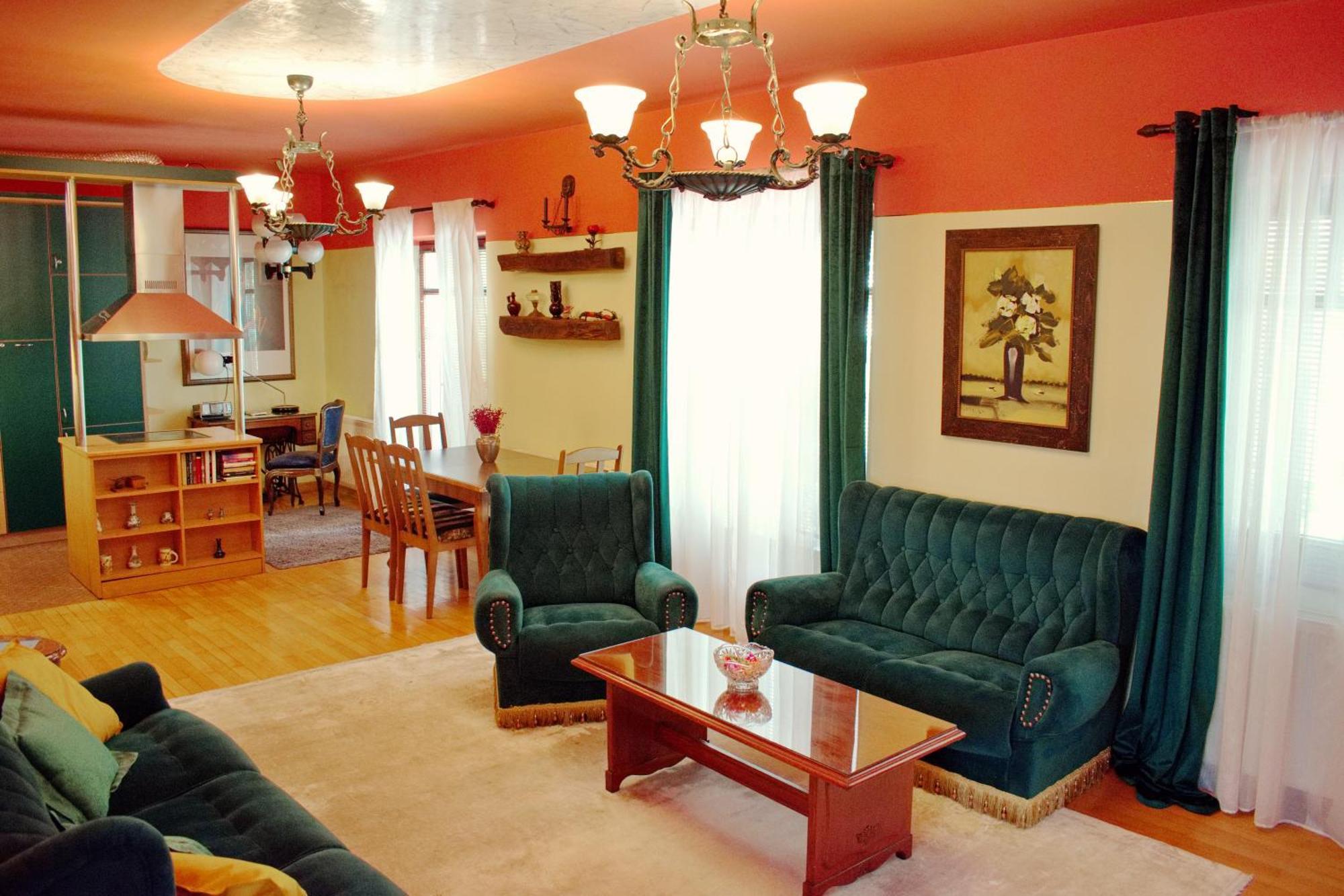 סמדרבו Marilyn Apartments מראה חיצוני תמונה
