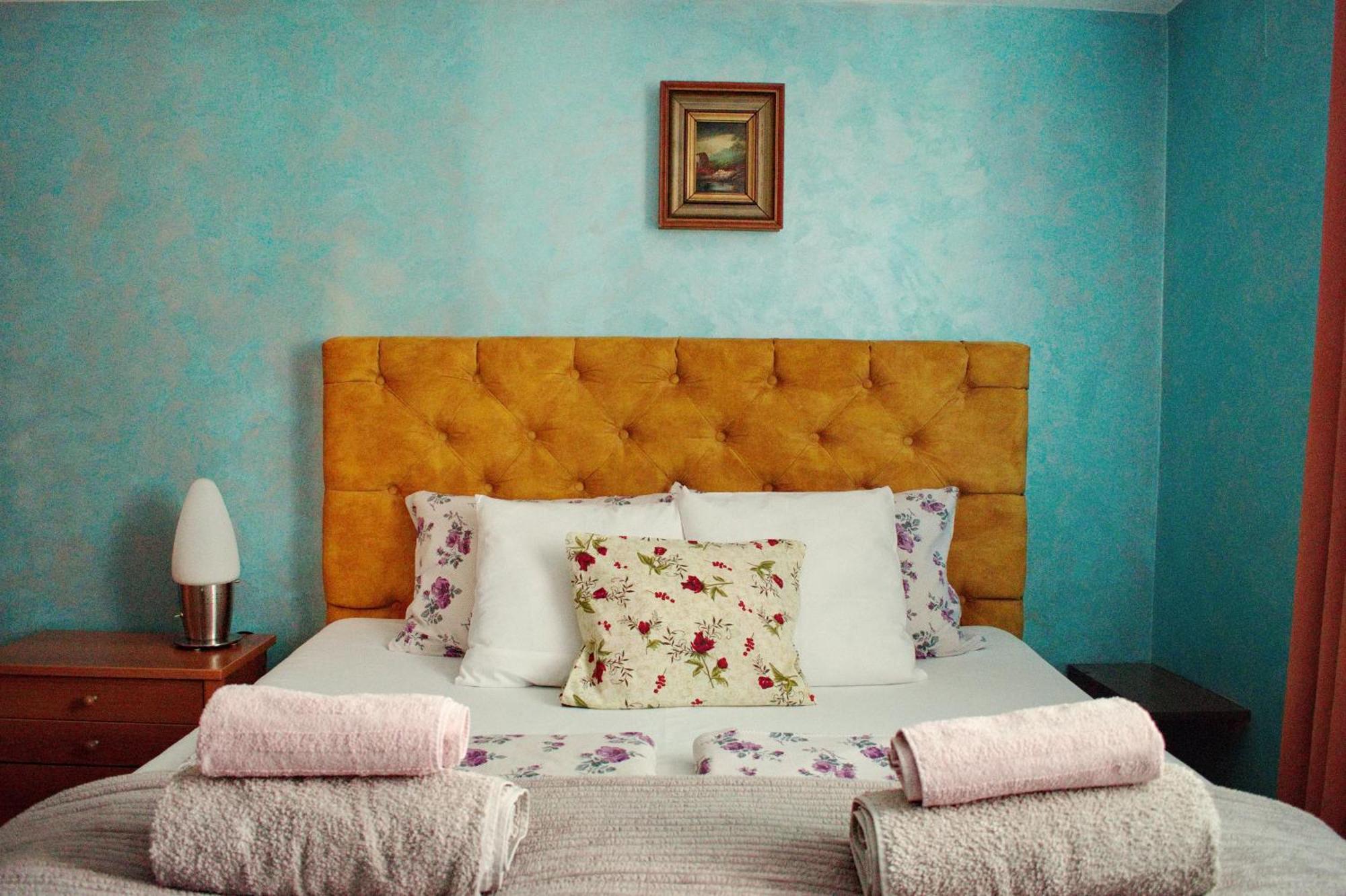 סמדרבו Marilyn Apartments מראה חיצוני תמונה